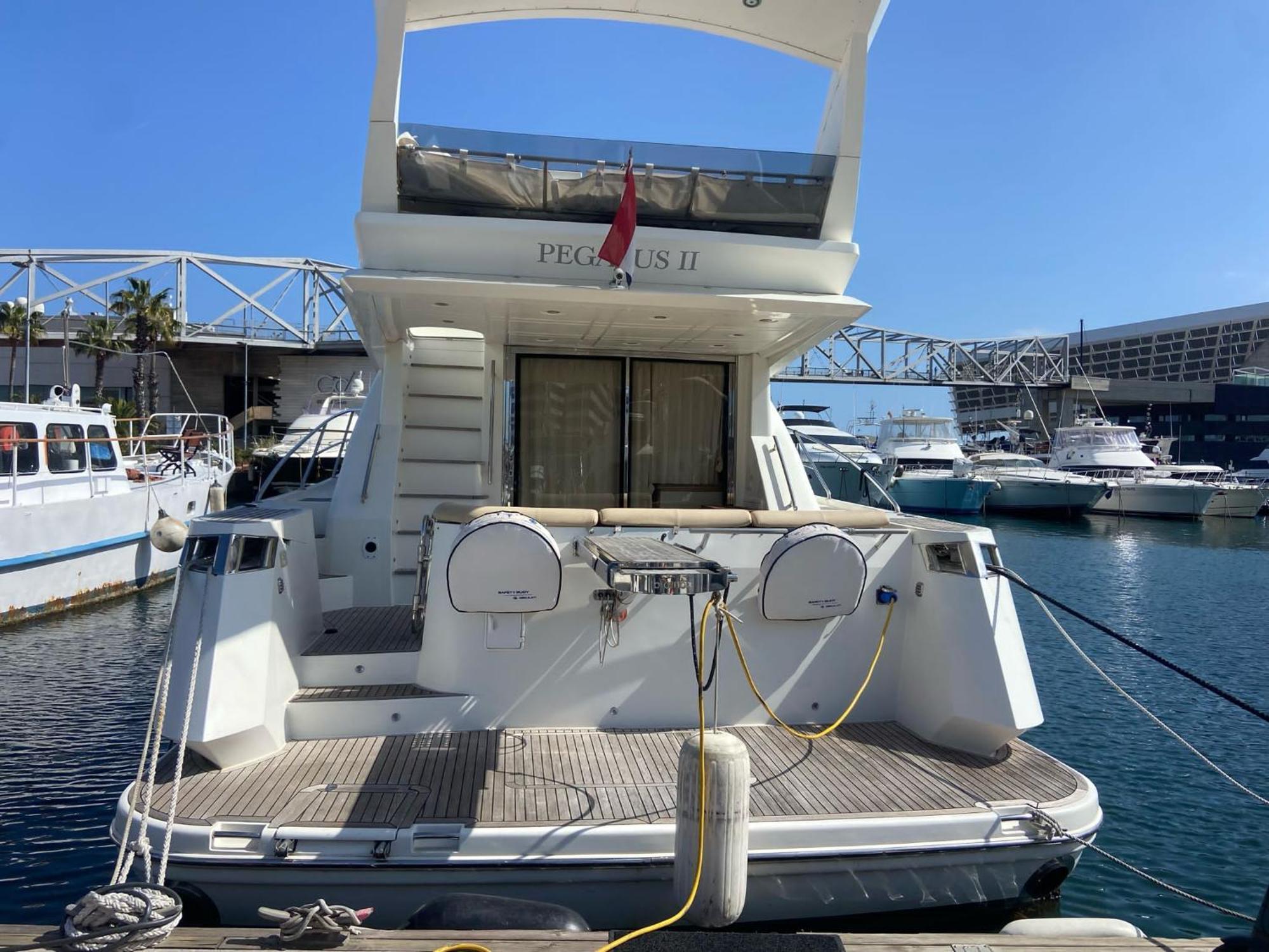 Yacht Pegasus II 호텔 바르셀로나 외부 사진